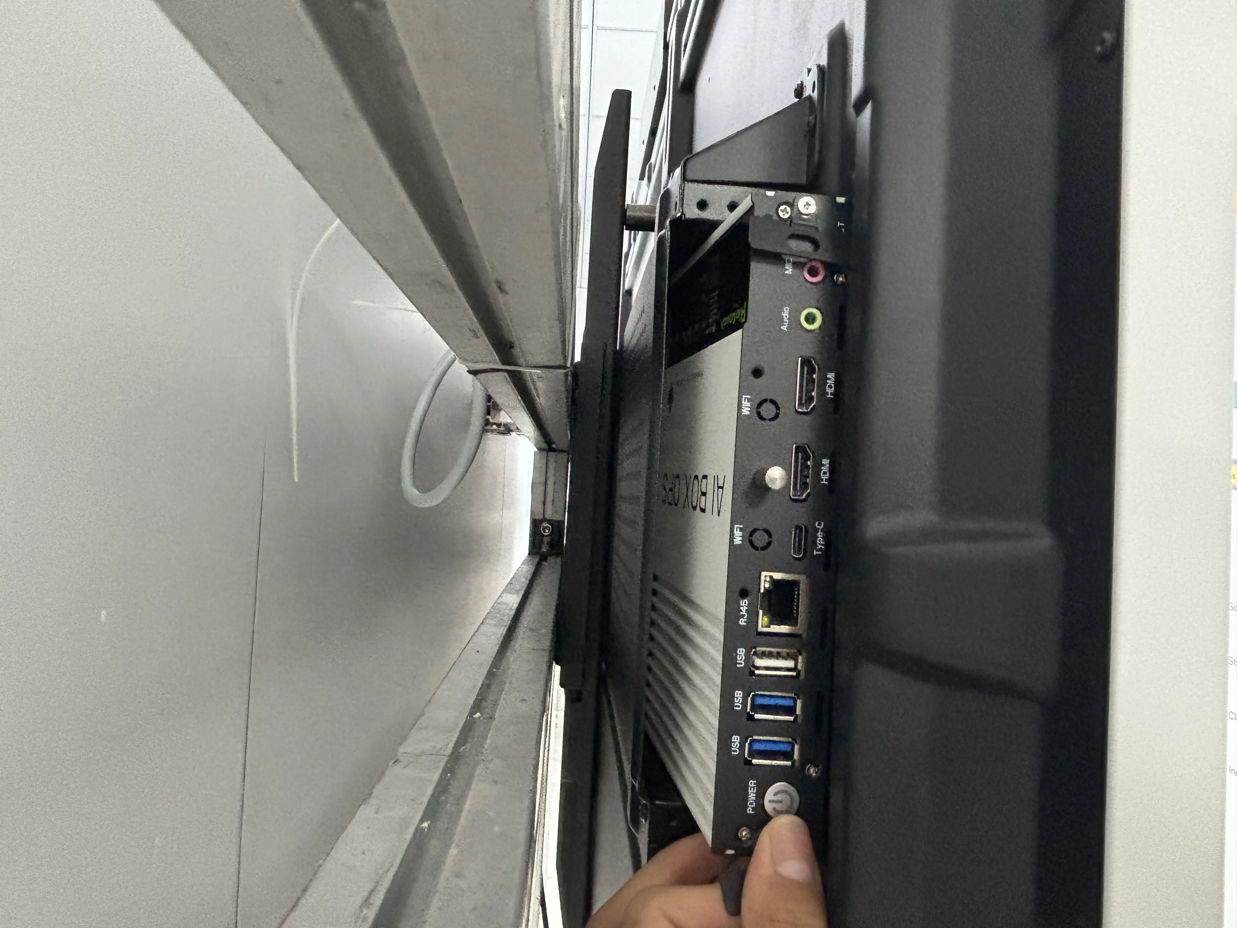 Riotouch Android OPS fits the enclosed port