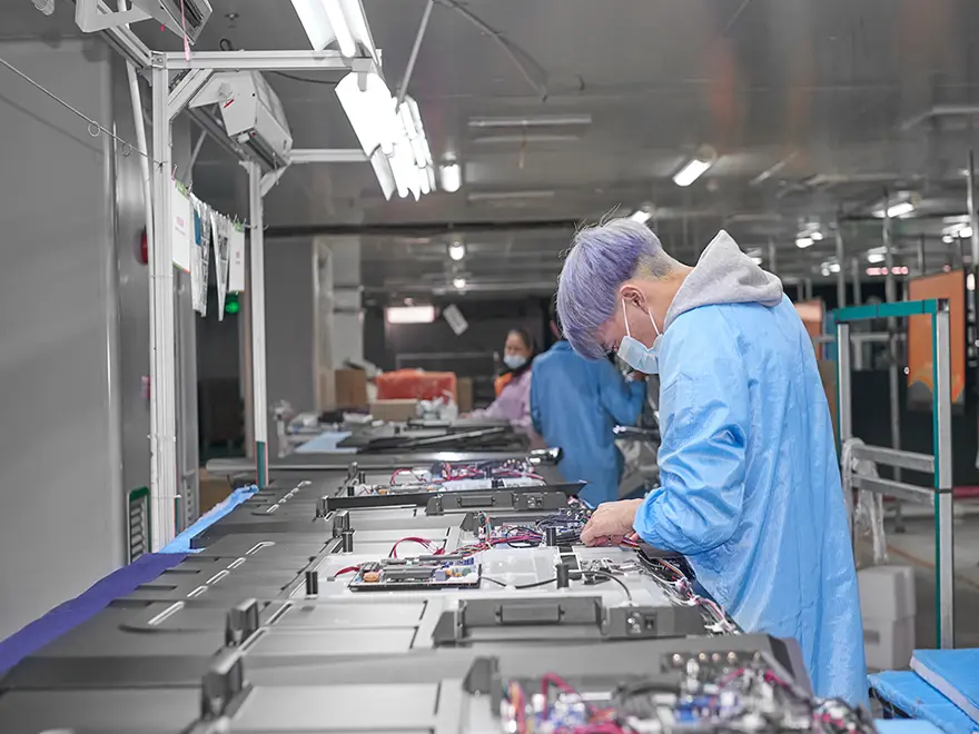 Riotouch IFPD quality certifications — CE FCC EDLA ISO 9001 RoHS REACH certified manufacturing clean rooms