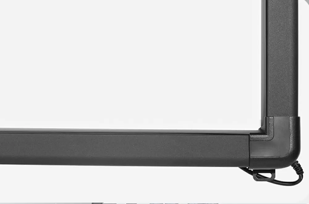 Arc-shaped angle bracket with safety butterfly mechanism